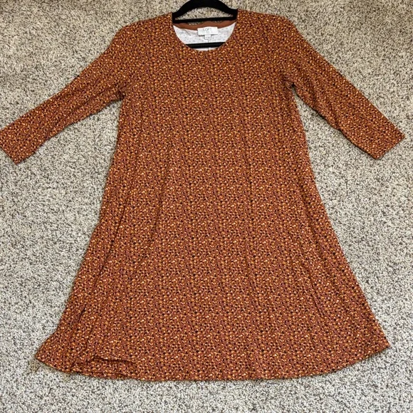 open lace back dress LOFT Petites Size SP Burnt Orange V-Neck Tunic Sweater Dress – The Sequel  Shop main image 1